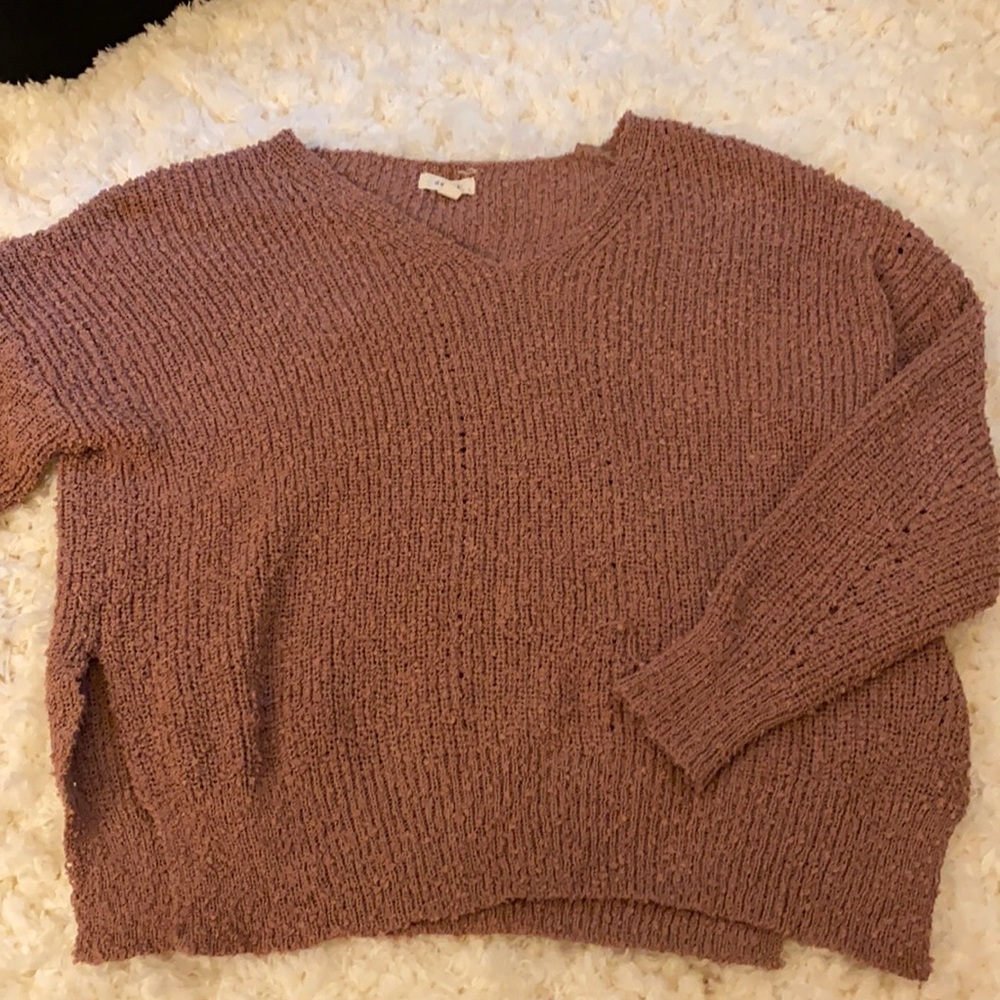 debut sweater